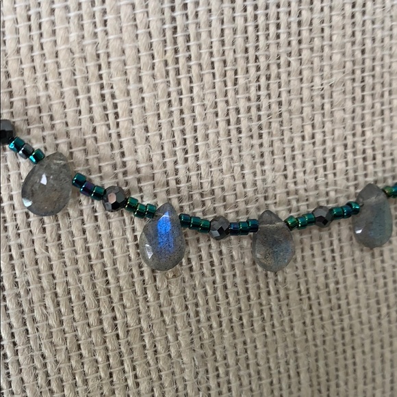 Labradorite and black diamond stone necklace . - Picture 6 of 7